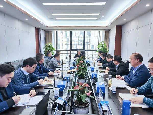 安徽Z6·尊龙凯时地产集团党委召开民主生涯会会前征求意见座谈会